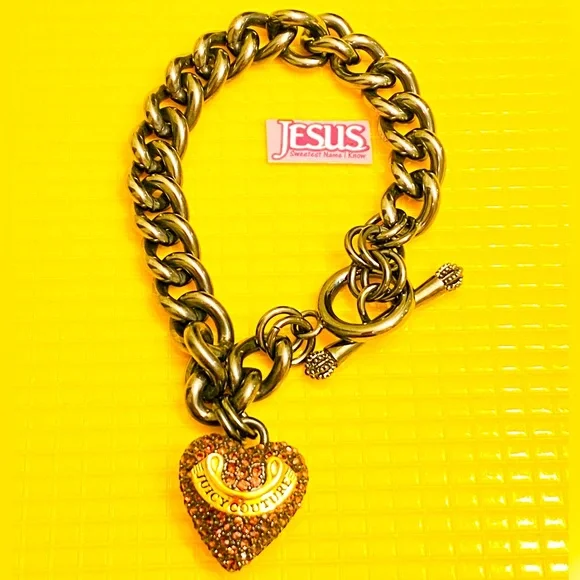 💰SOLD💰NWOT Juicy Couture Gunmetal tone Heart charm Bracelet - Picture 3 of 8